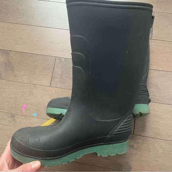 Kids Black and Green Rain Boots Rainboot US 3 - Picture 3 of 10